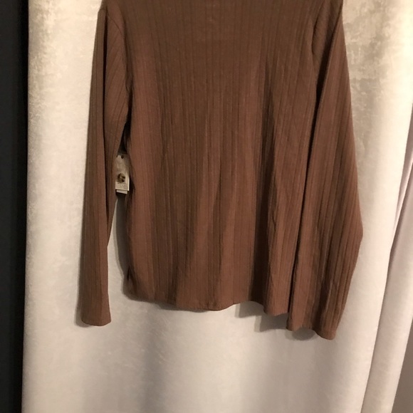 NWT Pink Rose Lightweight Top in Mauve XL - Picture 3 of 3
